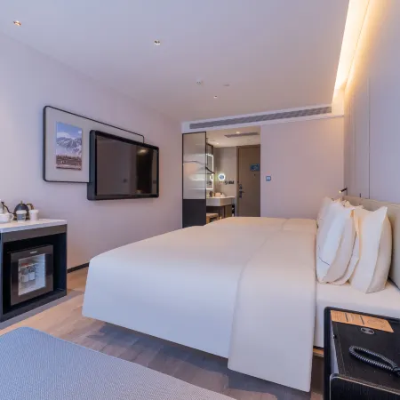 Atour Hotel (Jiamusi City Government Wanda Plaza Branch)