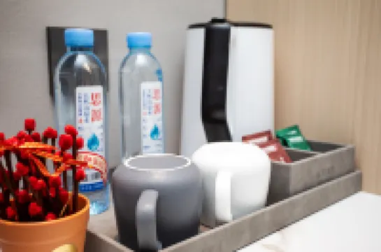 VX Hotel (Shanghai ENT Hospital Pujiang Branch) Hotels in Shanghai