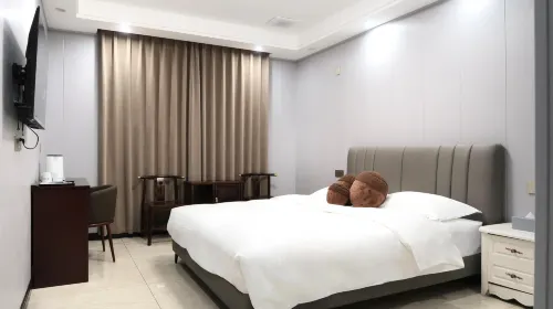 Chestnut Hotel Hotels in Xinxiang County