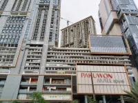 Room 88 Kemang View Apartment Tower Flamboyant Hotels in Rawalumbu