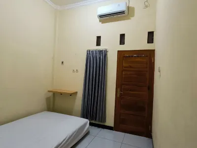 NN Guesthouse Hotel dekat NGRANGUTAN CENTRUM