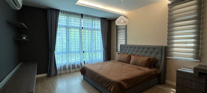 Luxury Queen Villa 2Min Walk to Beach & Night Market Netflix 20pax Hotel di Batu Feringgi