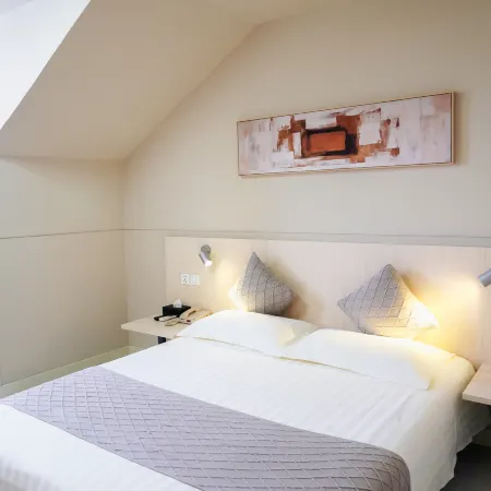 Wanfeng Select Hotel, Dunhua City