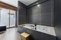 Yunbo Hot Spring Resort Hotel - Romantic