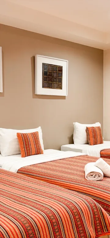 ห้องดีลักซ์สำหรับพักสามท่าน