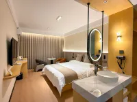 Qiaoyan Yueshe Homestay Hotel