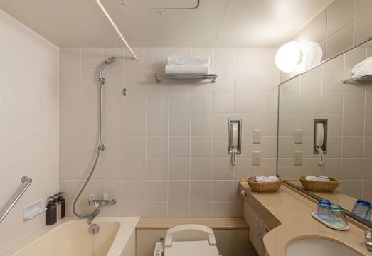 3. 호텔 아톨 에메..