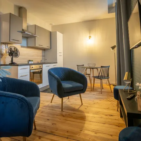 RESIDENCE PLAISANCE Отели в г. Шатель-Гийон