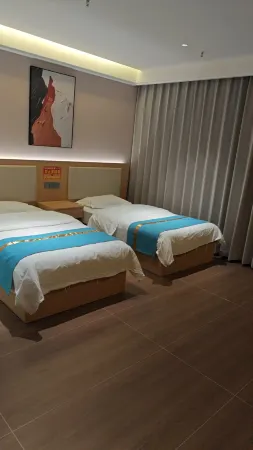 Qiemo Tazhong Town Moqin Jiayuan Express Hotel Отели рядом с достопримечательностью «Tarim Desert Highway»