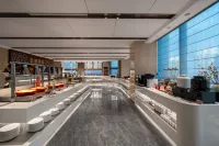 Maison New Century Hotel(Nanning Convention and Exhibition Center Jinhu Square) - Airport Shuttle