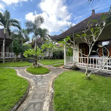 Blue Lagoon Secret Villas Hotels near Pasih Andus Beach