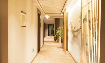 FengJie BAIHAO HOTEL