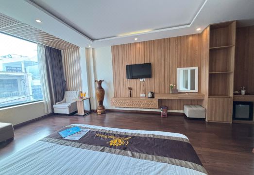 Sen Vang Luxury Room