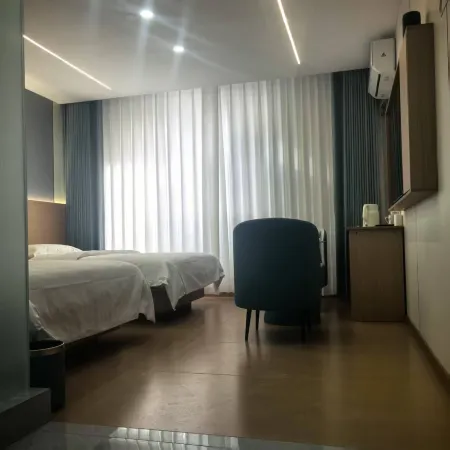 Xi'an Hotel Отели рядом с достопримечательностью «Wanxiang Cave Scenic Area»