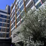 Bizotel Premier Hotel & Residence Hotel dekat Custom Tailor Bangkok Virtu In Millennium Hilton