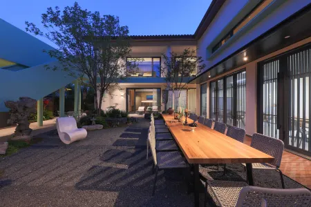 Qingxian Anji Humanistic Art Hotel