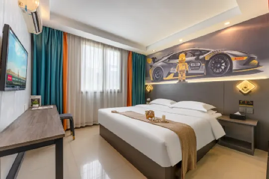 Jiangmen Danxia Hotel Отели рядом с достопримечательностью «Donghu Park»