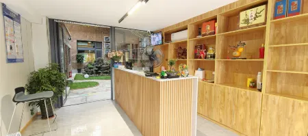 Love Home Homestay Отели рядом с достопримечательностью «National Defense Art District»