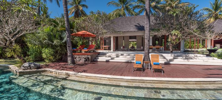 The Anandita Absolute Beach Front Villa, by Elite Havens Hotels in Tanjung