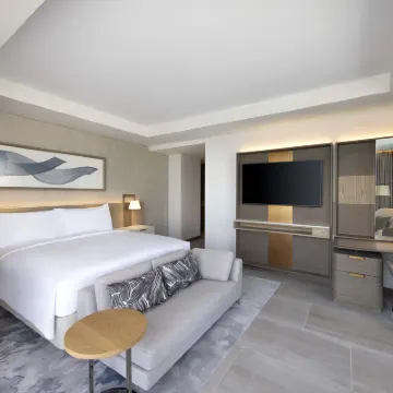 Hilton AbuDhabi Yas Island Hotels near Ferrari World Yas Island, Abu Dhabi