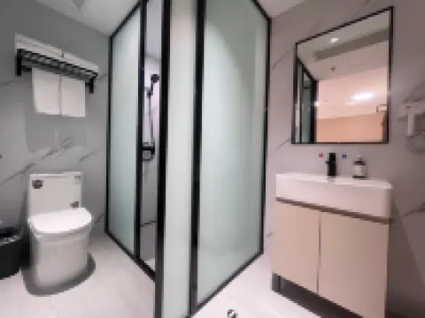 Jingdian Hotel (Beijing Jingsong Subway Station Branch)