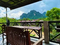โดมอน ริเวอร์ไซด์ โฮเทล โรงแรมใกล้ร้านเอราวัณ