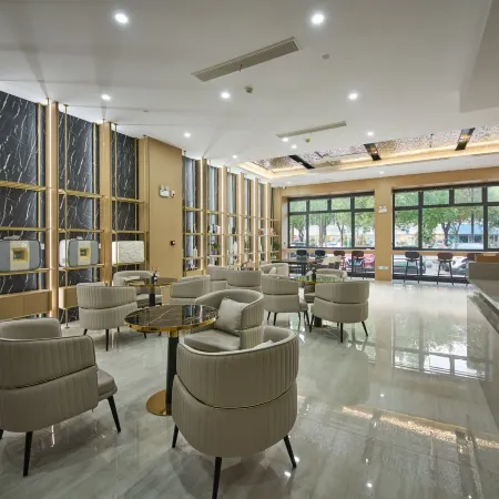 Baolige Hotel (Pinghu Clothing City)
