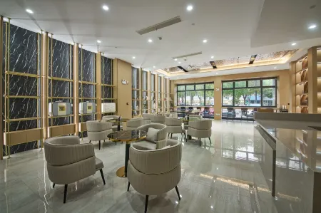 Baolige Hotel (Pinghu Clothing City) Отели рядом с достопримечательностью «Pinghu Mo's Manor»