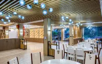 Longsheng Banshan Yinlu Hotel
