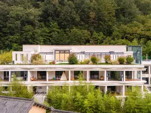 Popular Vacation Homes in Zhashui