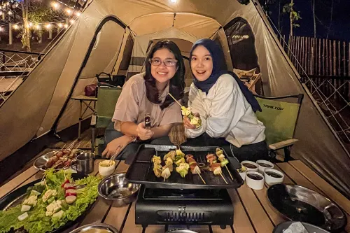 HeHa Sky Camping Hotels in Patuk