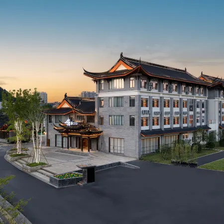 Yinshe Hotel (Pingguo Yangming Cultural Park)