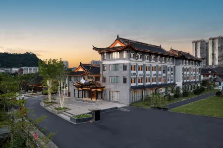 Yinshe Hotel (Pingguo Yangming Cultural Park)