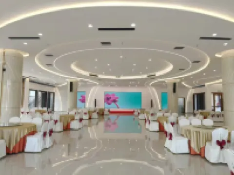 Meizhou Xingning Fulai Deng Resort Hotel (Xihewan 4A Scenic Spot) Hotels in Xingning