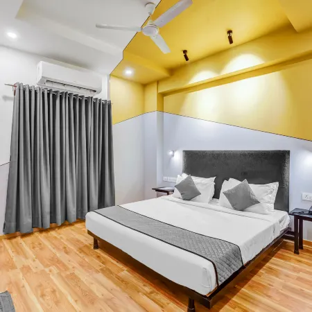 Upar Hotels Nungambakkam Nearby US Consulate Apollo Hospital Sankara Nethralaya Отели рядом с достопримечательностью «Больница «Санкара Нетралая»»