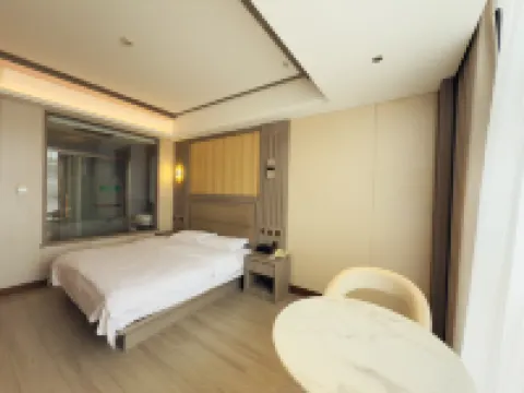 Yidu International Hot Spring Hotel