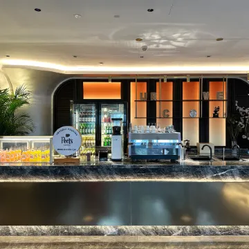 UrCove by Hyatt Shanghai on the Bund Отели рядом с достопримечательностью «Набережная Вайтань»
