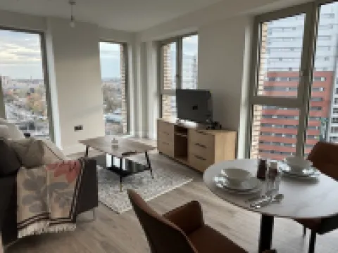 Stylish apartment in central Birmingham, with Parking