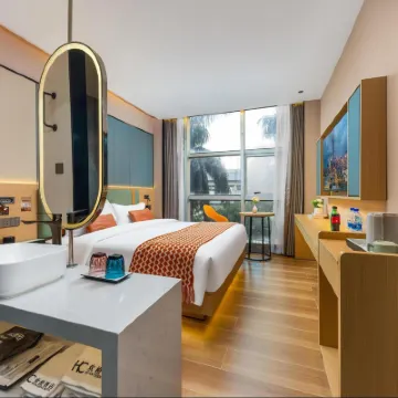 HuanCheng Hotel（(Shenzhen Dongmen Old Street MixC Store)） Hôtels à proximité de : KingKey 100 et KK Shopping Mall