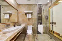 Grand Hotel (Aksu Tianbai Fashion Shopping Center) - Parvekkeita