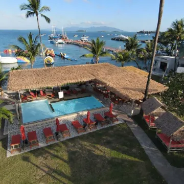 Samui Pier Beach Front & Resort Отели рядом с достопримечательностью «Большая статуя Будды»