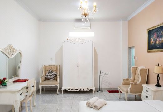 메단 숙소 내부