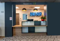 B&B Hotel Aix-Les-Bains - 2-Star