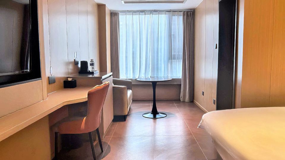 Liang qi min su hotel