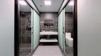 357 E-sports Hotel (Gongyi Jianshe Road Dennis Department Store) - 2-Star