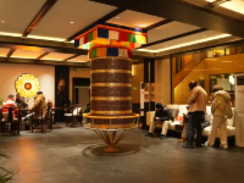 VillaCourtyard · Meili Shanzun Chinese Inn (Feilai Temple Scenic Area) Hotels in Deqin
