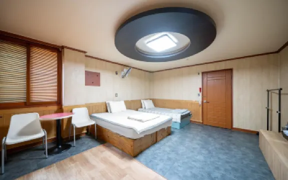 全州東山洞柏樹 酒店