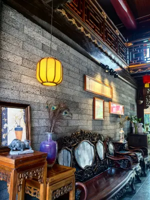Floral Hotel· Xinglongyi Hotel(Pingyao Ancient City Scenic Area Store) - خدمة نقل من وإلى المطار