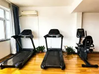 平頂山禾季酒店（建設路東環路店） - 健身室/gym room