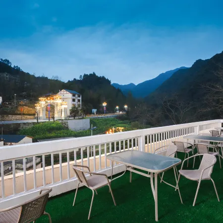 Sanqing Mountain Lifeng Hotel (Gangshou Cableway Store)